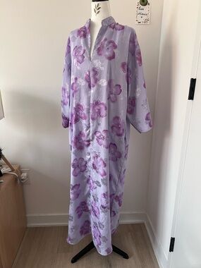 Vintage 90s Lilac Purple Floral Satin Caftan Dress Robe Lavender Valerie Stevens